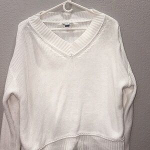 American Eagle Outfitters White V-Neck Sweater